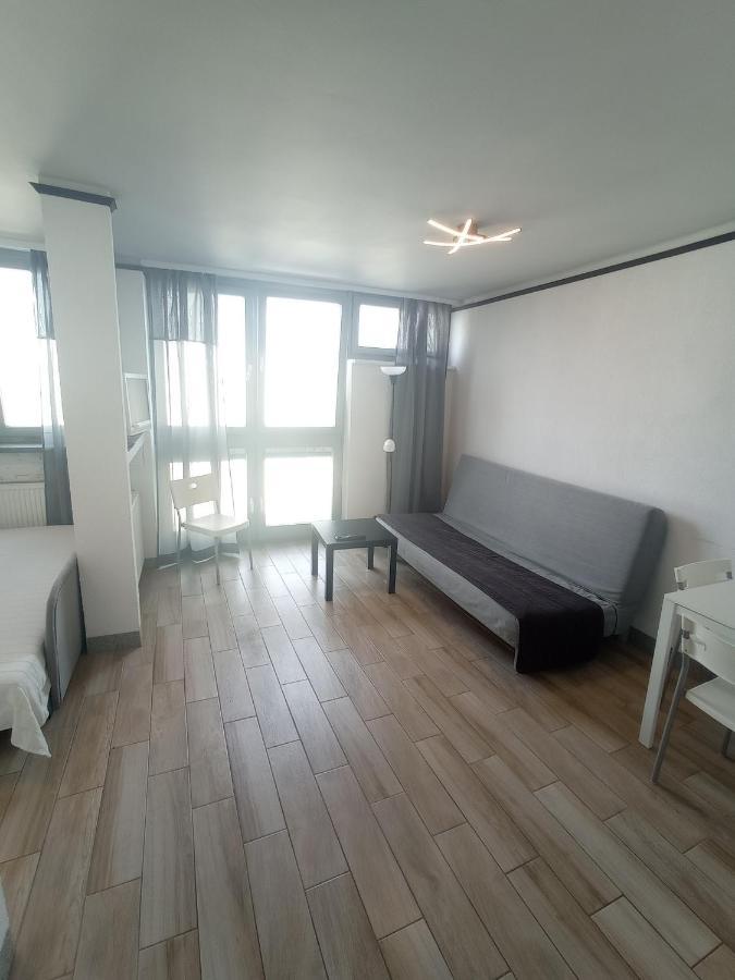 Topone Apartments Варшава Экстерьер фото
