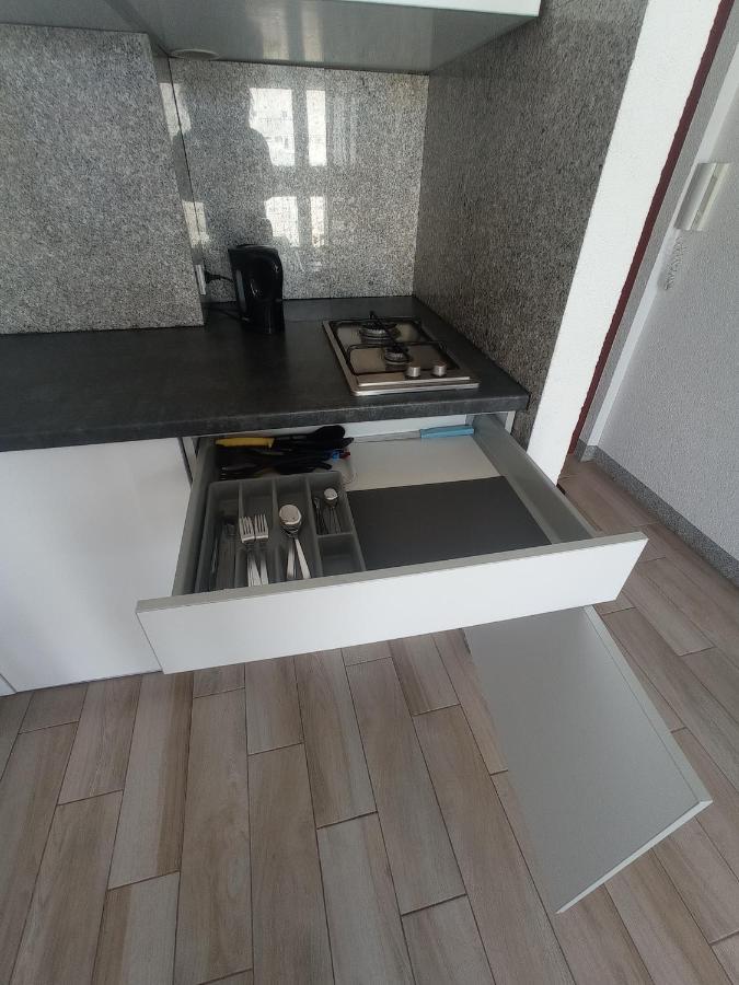 Topone Apartments Варшава Экстерьер фото