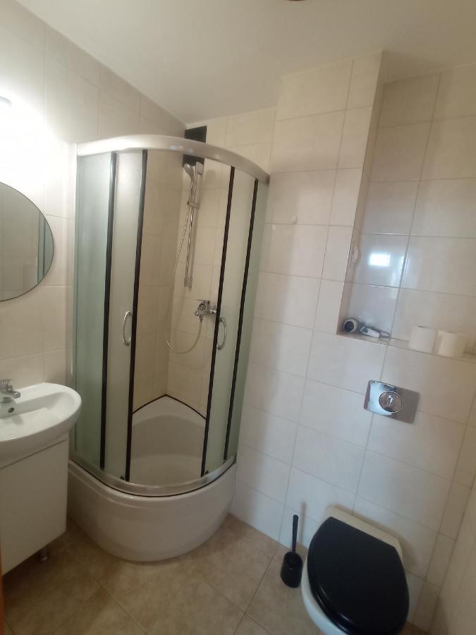Topone Apartments Варшава Экстерьер фото